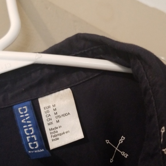 Men's shirts - Picture 5 of 6